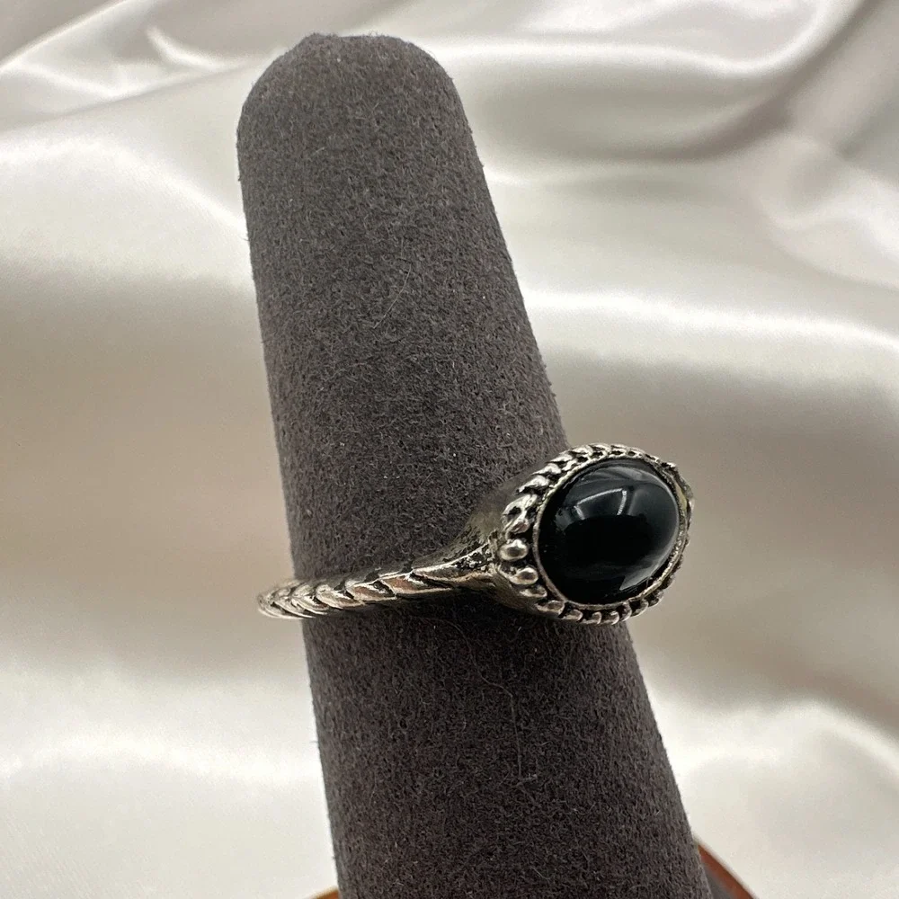 Vintage Y2K Silver Tone‎ Black Onyx Stone Ring Women's Classic Fashion Jewelry